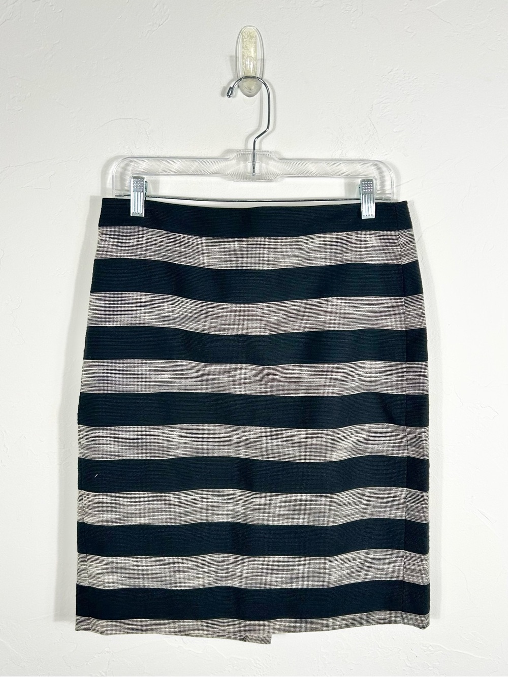 J.Crew The Pencil Skirt Black Gray Striped Tweed Textured Women's Size 8 Lined